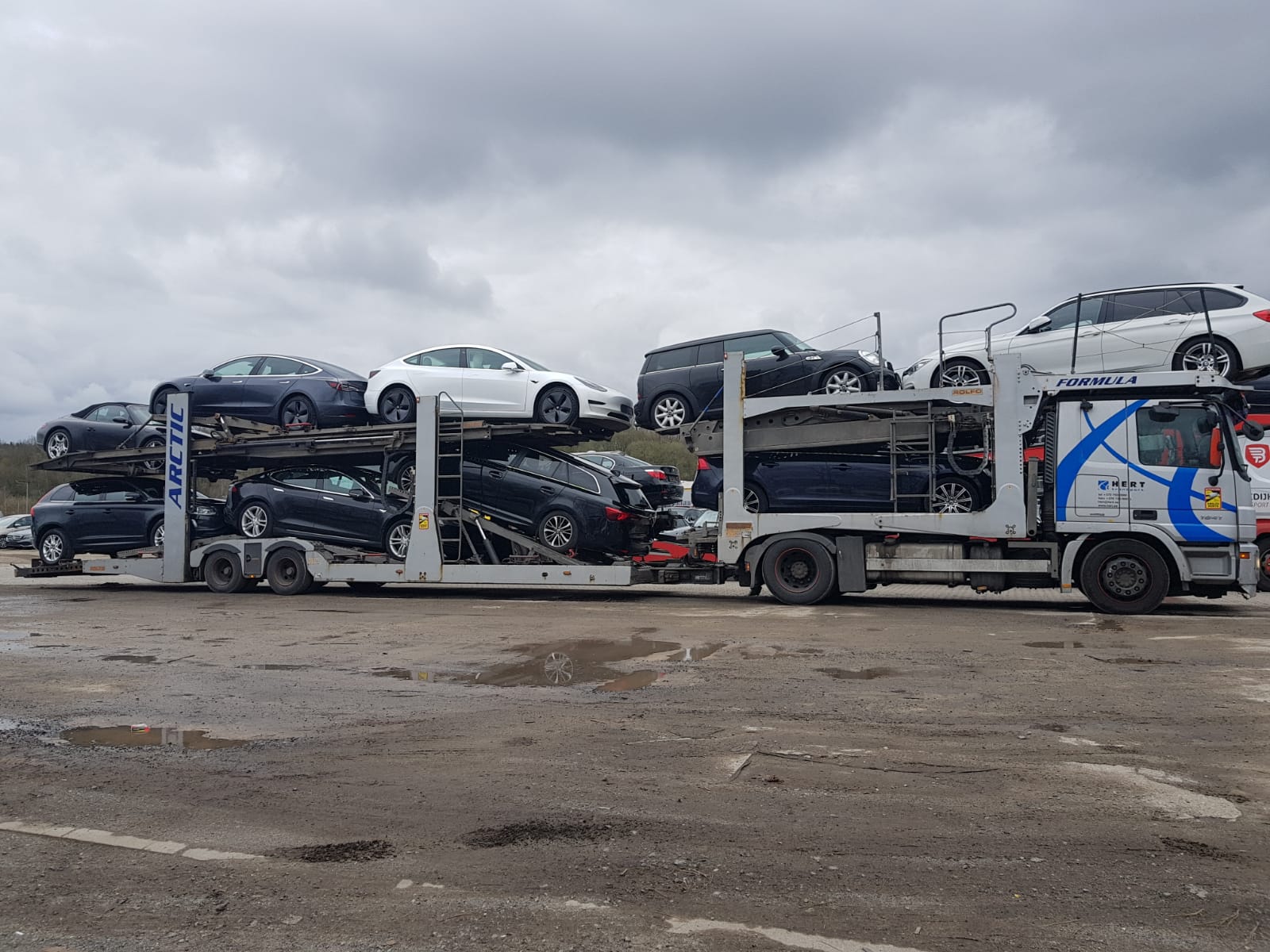 Hert truck loading